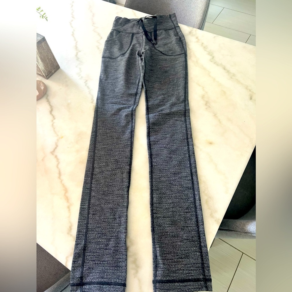 Lululemon legging size 4